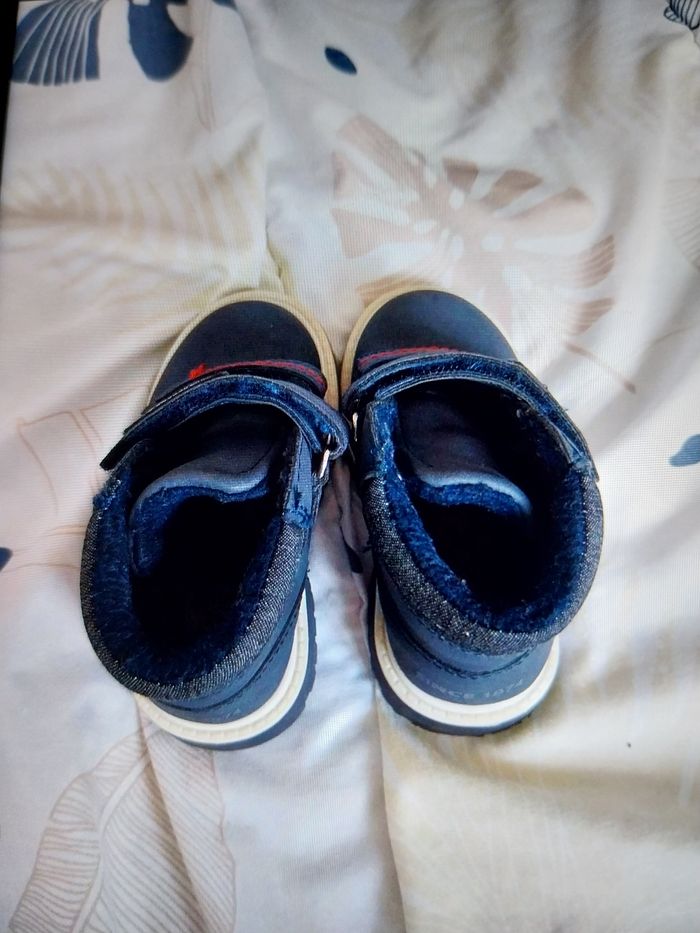 Chaussure montante taille 21