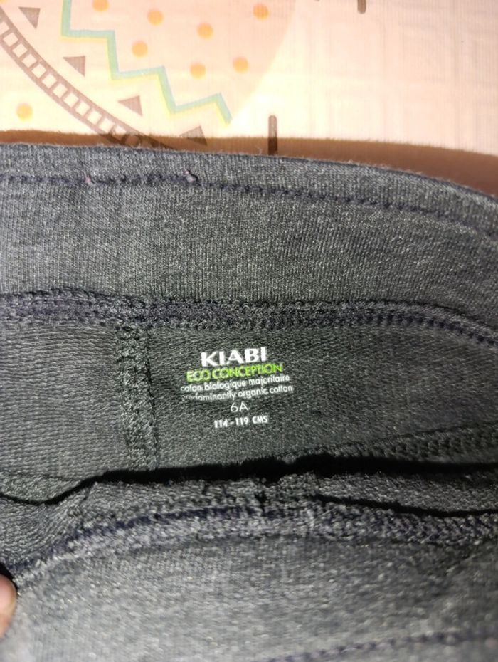 Pantalon 6 ans - photo numéro 2