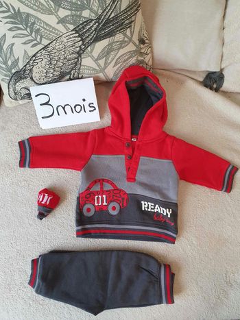 Lot 3 pièces bébé 3mois