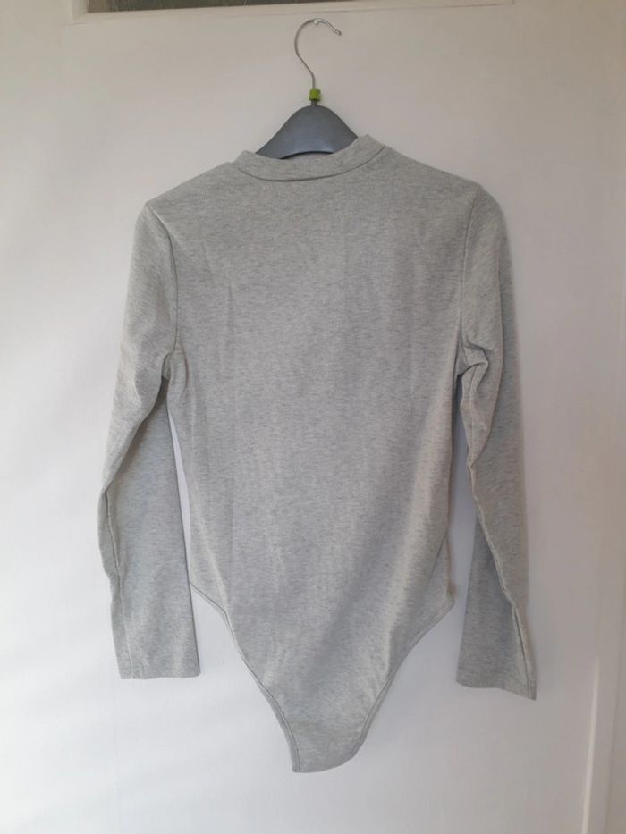 Body femme - photo numéro 2