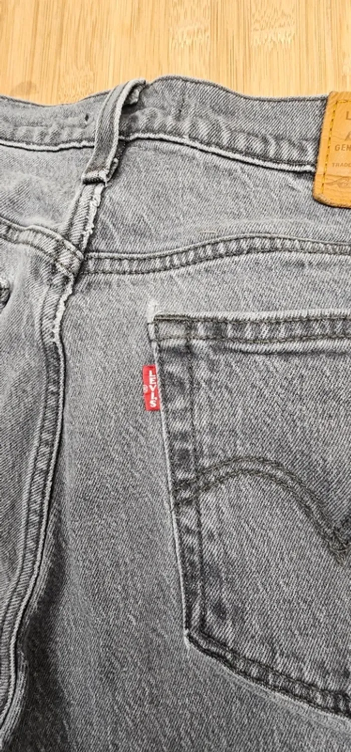 Levi's 721 high skinny noir délavé - photo numéro 3
