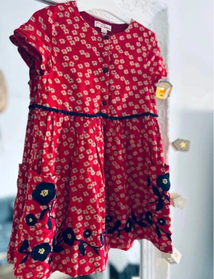 Jolie robe dpam été ou rentrée scolaire casi neuf