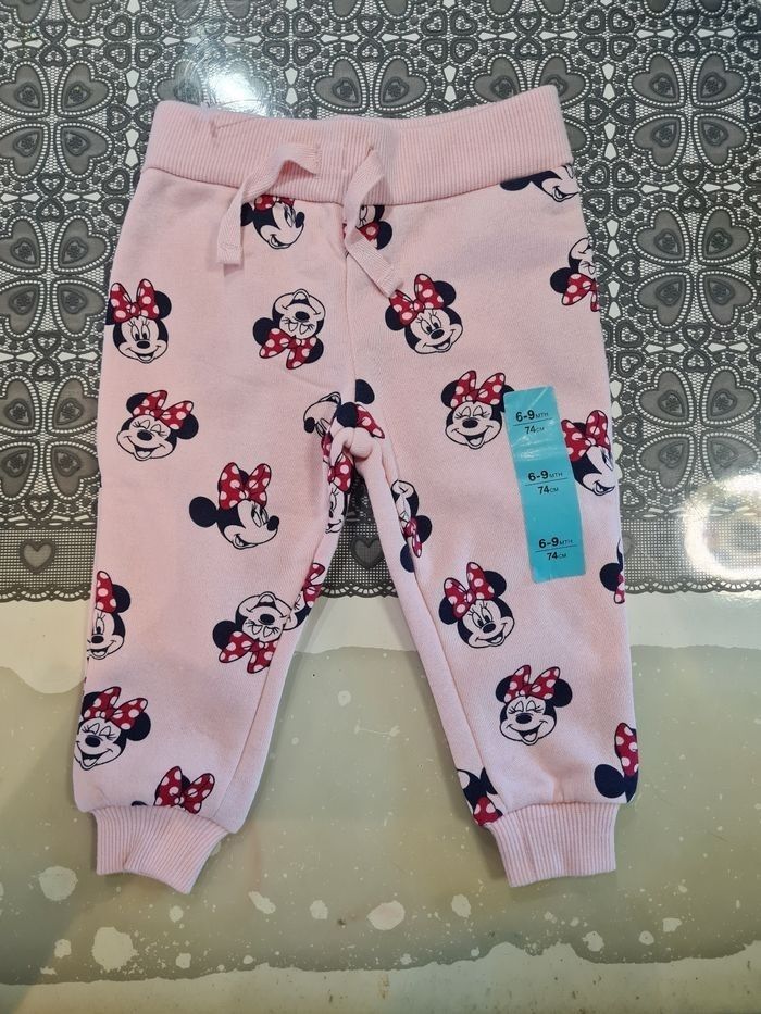 Pantalon minnie neuf taille 6-9 mois