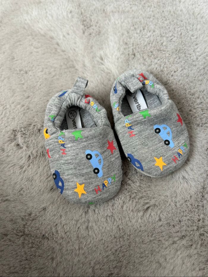 Chausson pour bébé taille 16-17