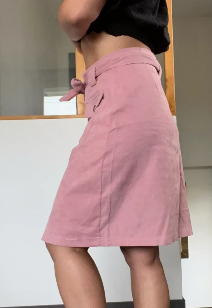 Jupe rose velours sexy - photo numéro 3