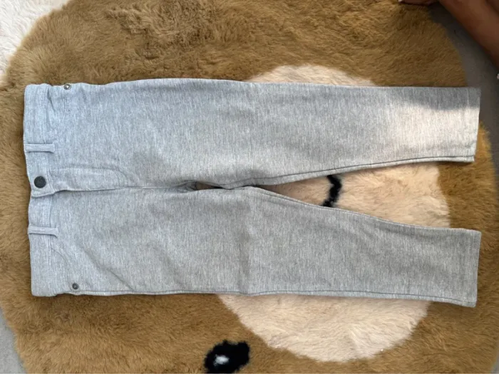 Pantalon fille 3 ans très peut porter