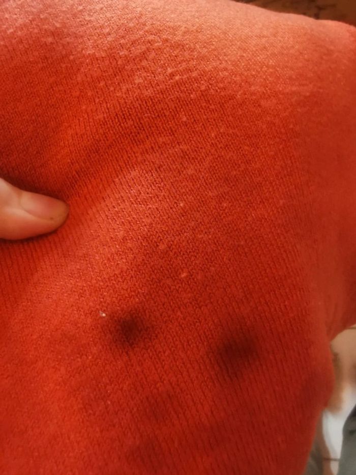 Pull rouge - photo numéro 3