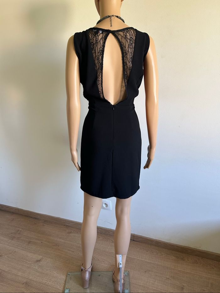 Robe noire sans manches avec dentelle Morgan taille 38 comme neuve - photo numéro 6