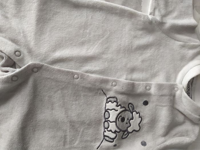 Pyjama - photo numéro 5