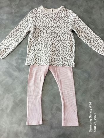 Joli ensemble bébé fille 36 mois