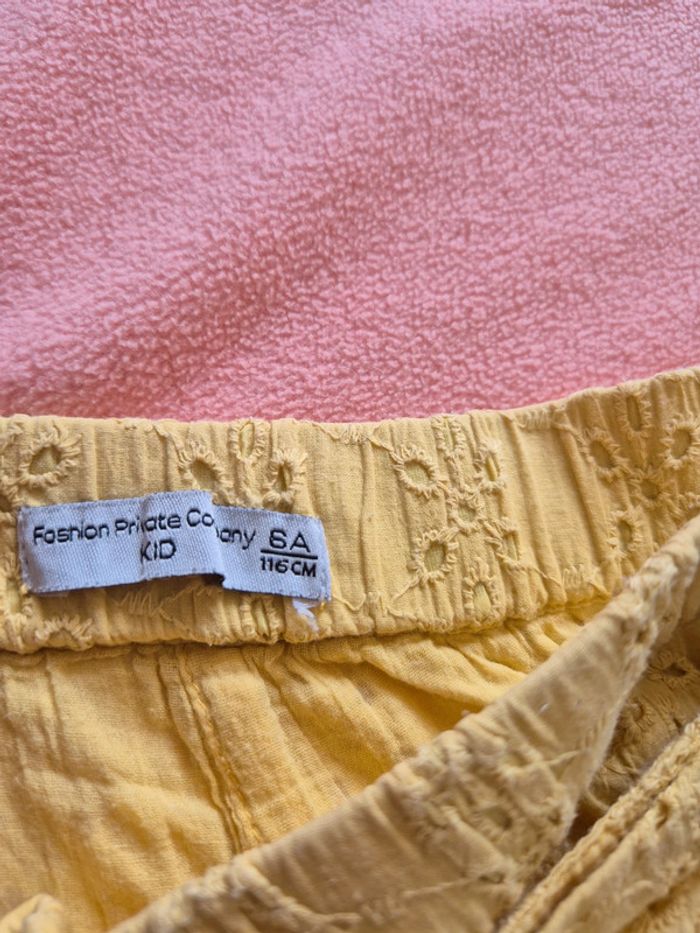 Jupe short 6 ans - photo numéro 4