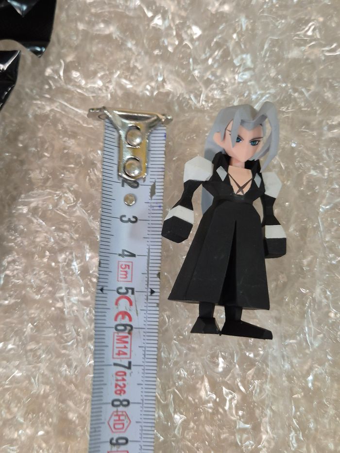 Figurine polygones Final Fantasy VII : Sephiroth - photo numéro 5