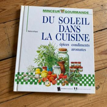 Livre de cuisine minceur gourmande épices condiments aromates