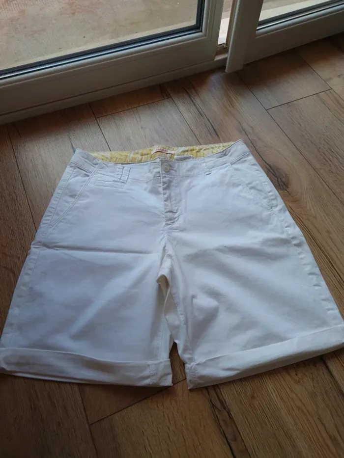Short Camaïeu 40