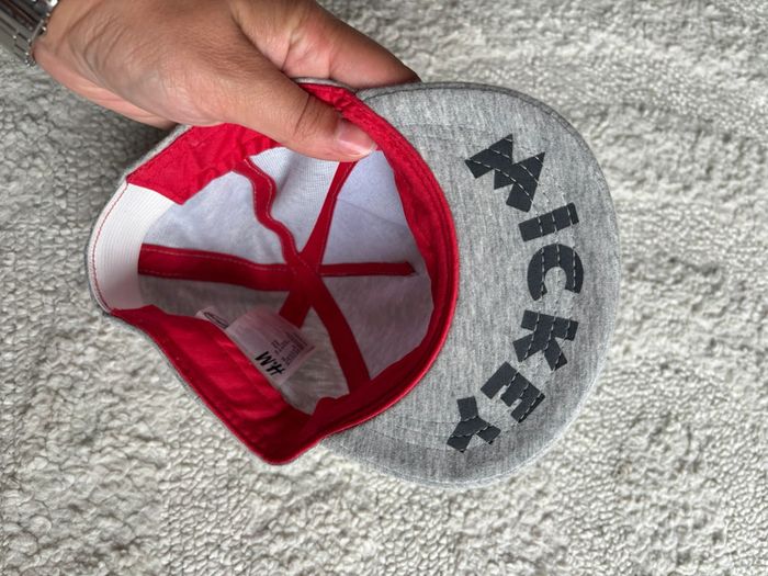 Casquette Mickey x H&M 6-9M - photo numéro 4