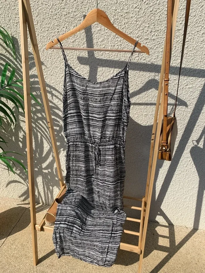 Belle Robe longue à motif été taille L