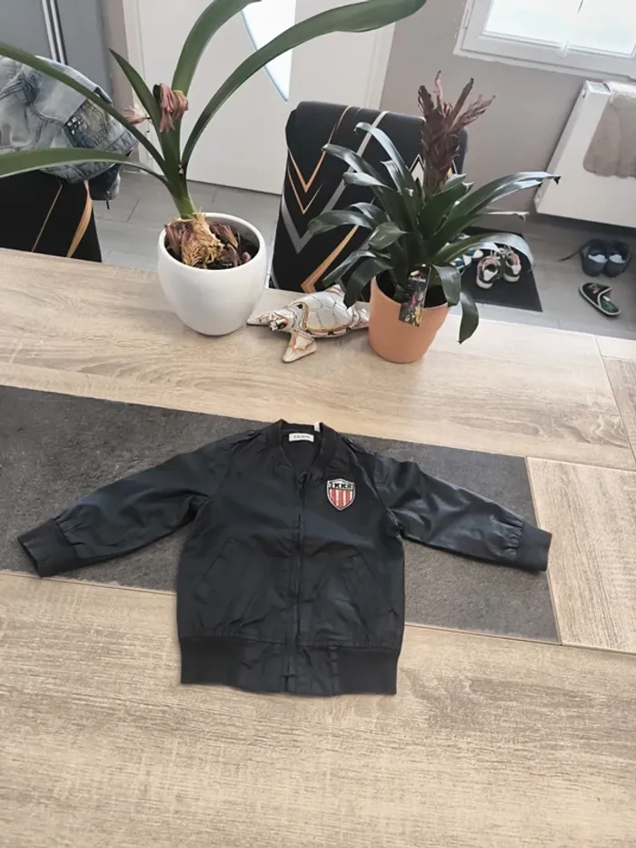 Veste zippée type enduit garçon 12 mois IKKS