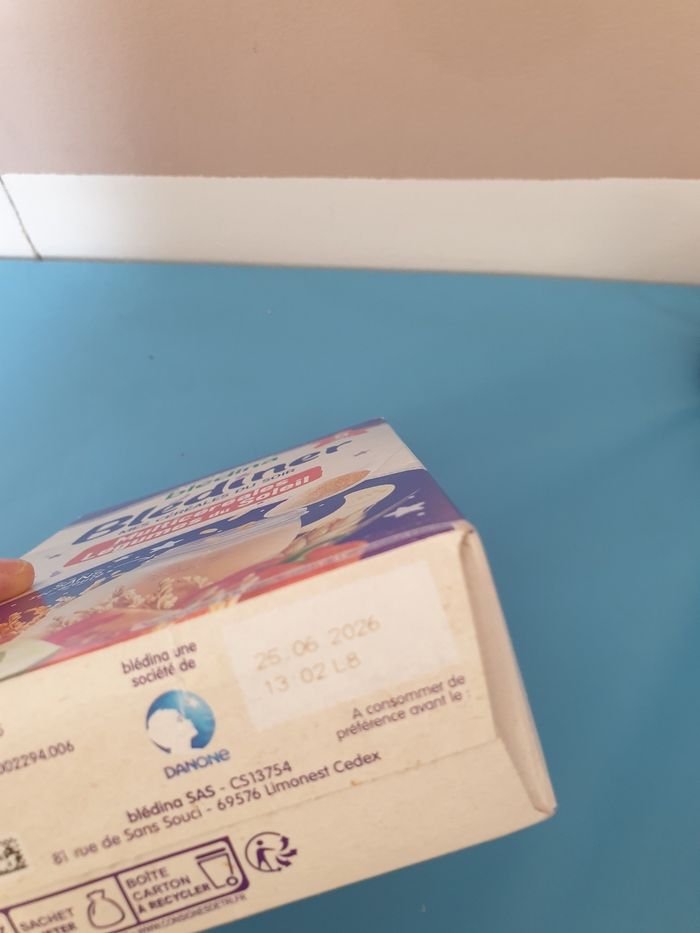 Boite de lait lot de 3 bledilait 2eme age neuve - photo numéro 6