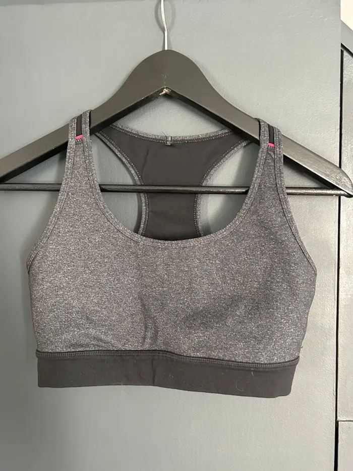 Brassière de sport taille M
