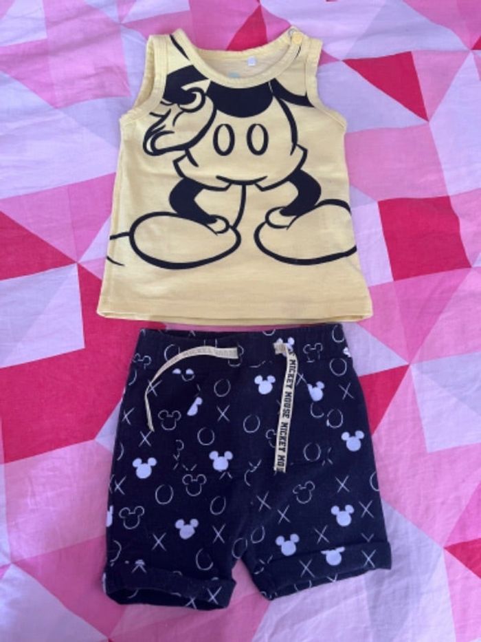 Ensemble Mickey