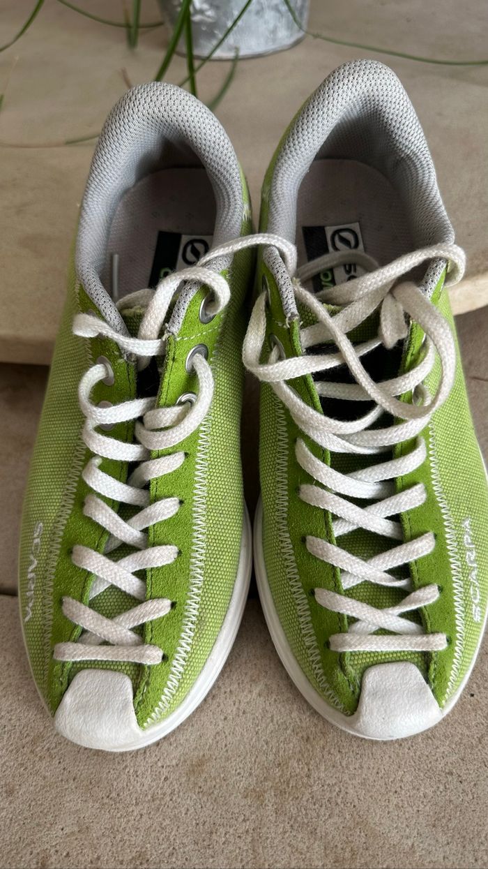 Baskets  SCARPA vert anis