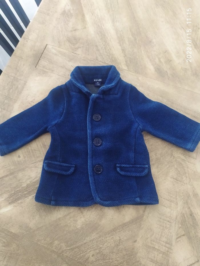 Gilet Kiabi 1 mois - photo numéro 2