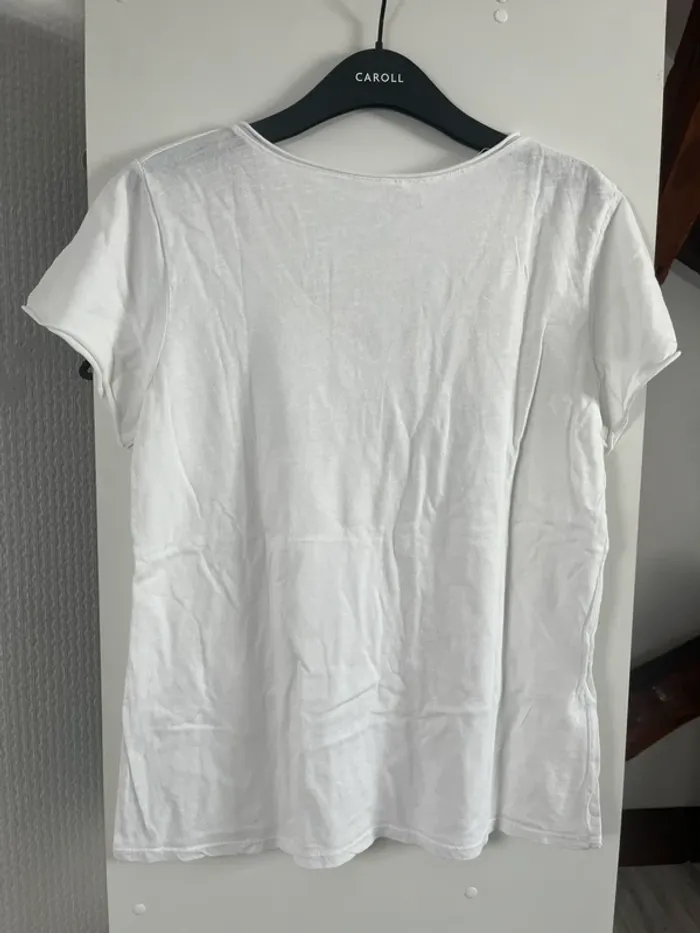 T shirt col v - photo numéro 3