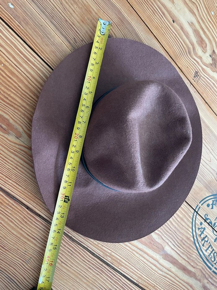 Chapeau marron en feutre - photo numéro 3