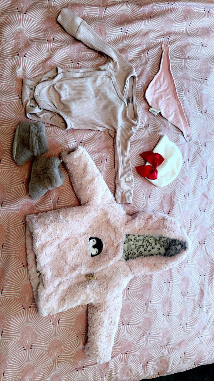 Lot manteau orchestra , body et accessoires de marque - photo numéro 1