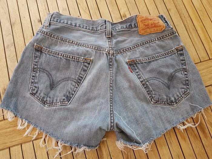 Short femme Levi's W33 L30 taille 40 - photo numéro 8