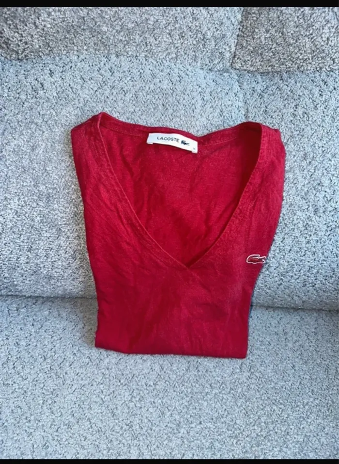 T shirt manches longues pull fin col v bordeaux rouge vin Lacoste - photo numéro 2