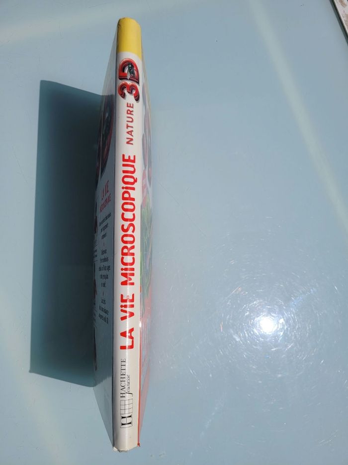 Superbe livre Nature en 3D 🪰 La vie microscopique 🪲 - photo numéro 10