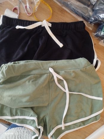 #kytieSfemme. 2 short taille S 