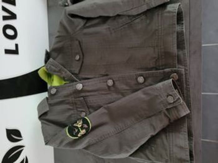 Tenue rentree :Pantalon +veste+ t shirt  taille 4ans - photo numéro 2