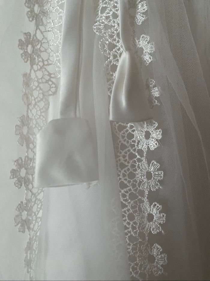 Robe de mariage Cérémonie blanche - photo numéro 4