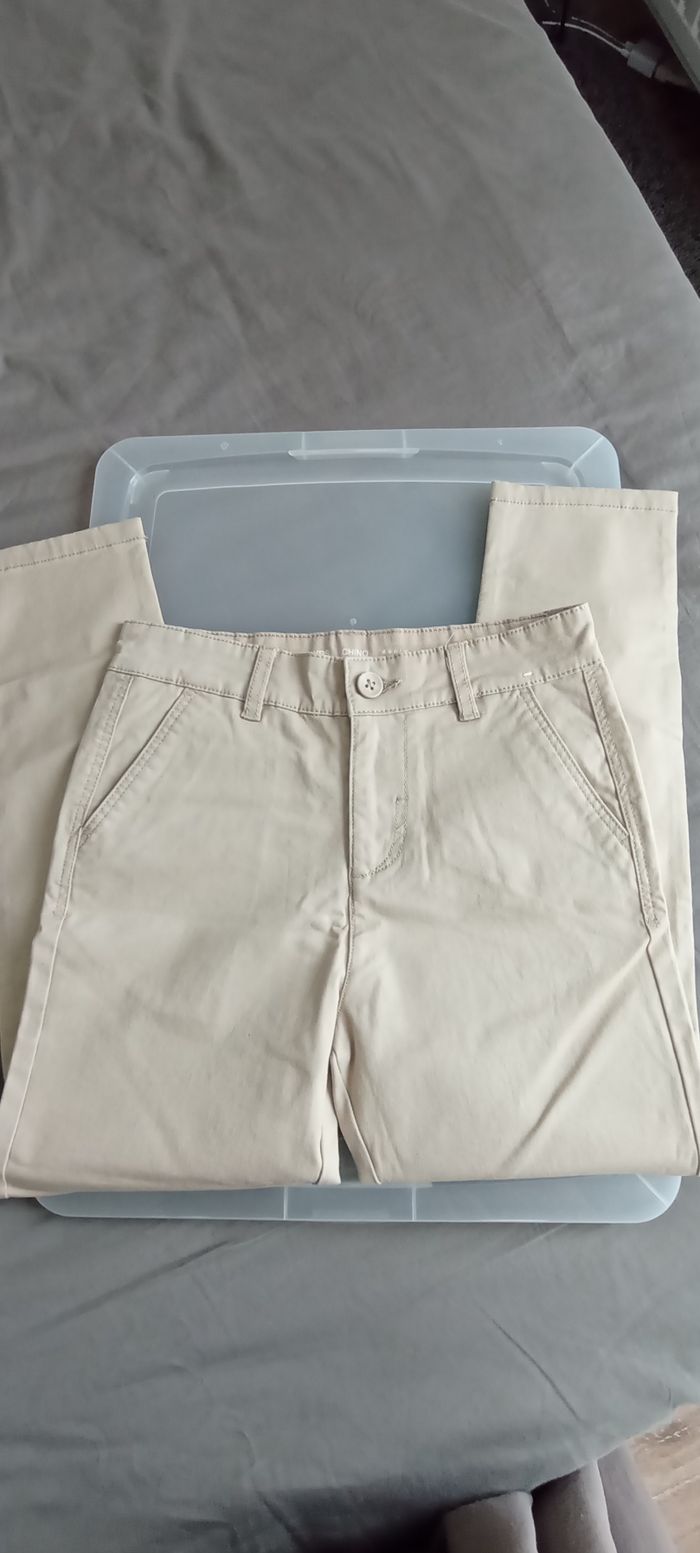 Pantalon Chino neuf - photo numéro 2