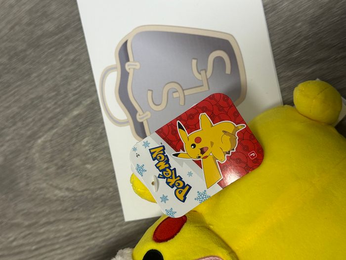 Pokémon - Pikachu Bonnet de Noël - photo numéro 3