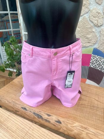Short d’été taille L 40 rose bonbon vero moda neuf avec étiquette