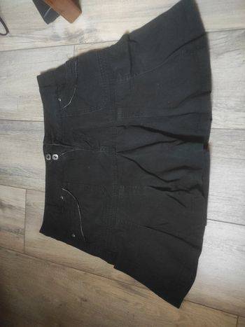 Jupe courte taille 42