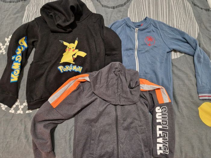 Lot pull et gilets 10 ans