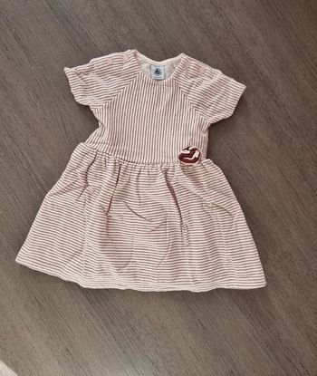 Robe manche courte