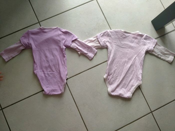 Lot de 2 bodys manches longues. Disney baby. Bébé 6 mois - photo numéro 8