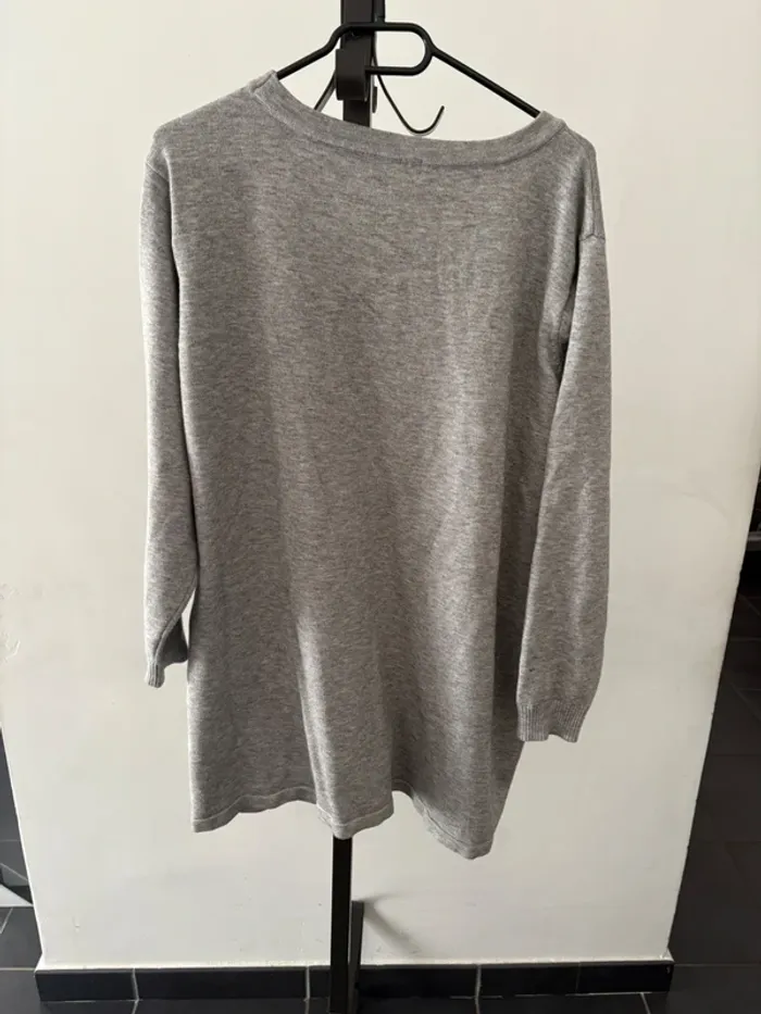Pull gris  Taille 62 - photo numéro 4