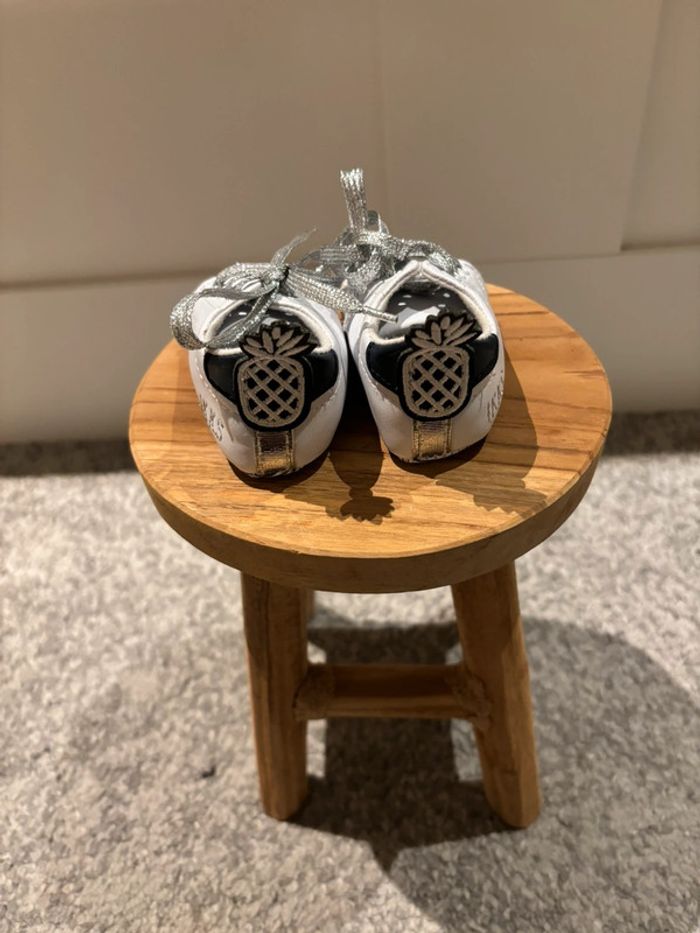 Baskets/chaussons IKKS ananas 17/18 - photo numéro 4