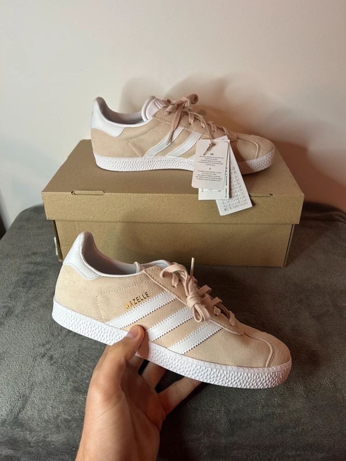 Adidas Gazelle Rose Femme - Taille 38,5 - Iconique & Tendance