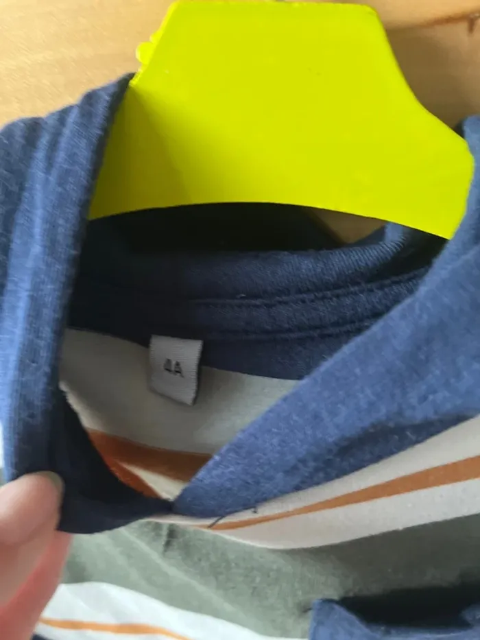 Pull fin avec capuche - photo numéro 3
