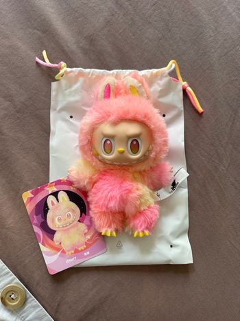 Labubu Big Into Energy Loyalty 🩷