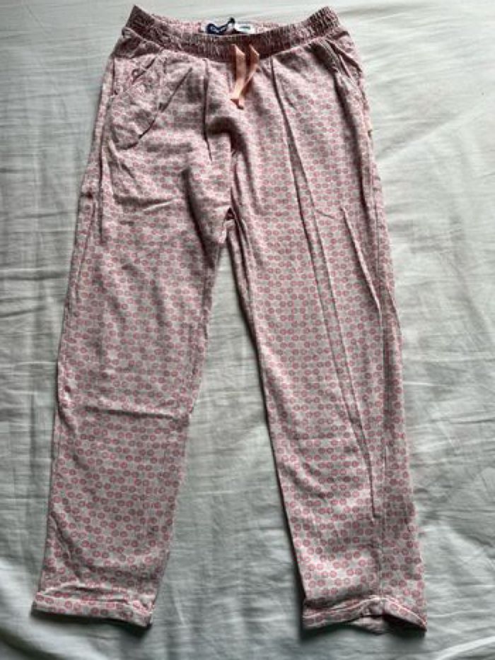 Lot de jeans et leggings - photo numéro 2