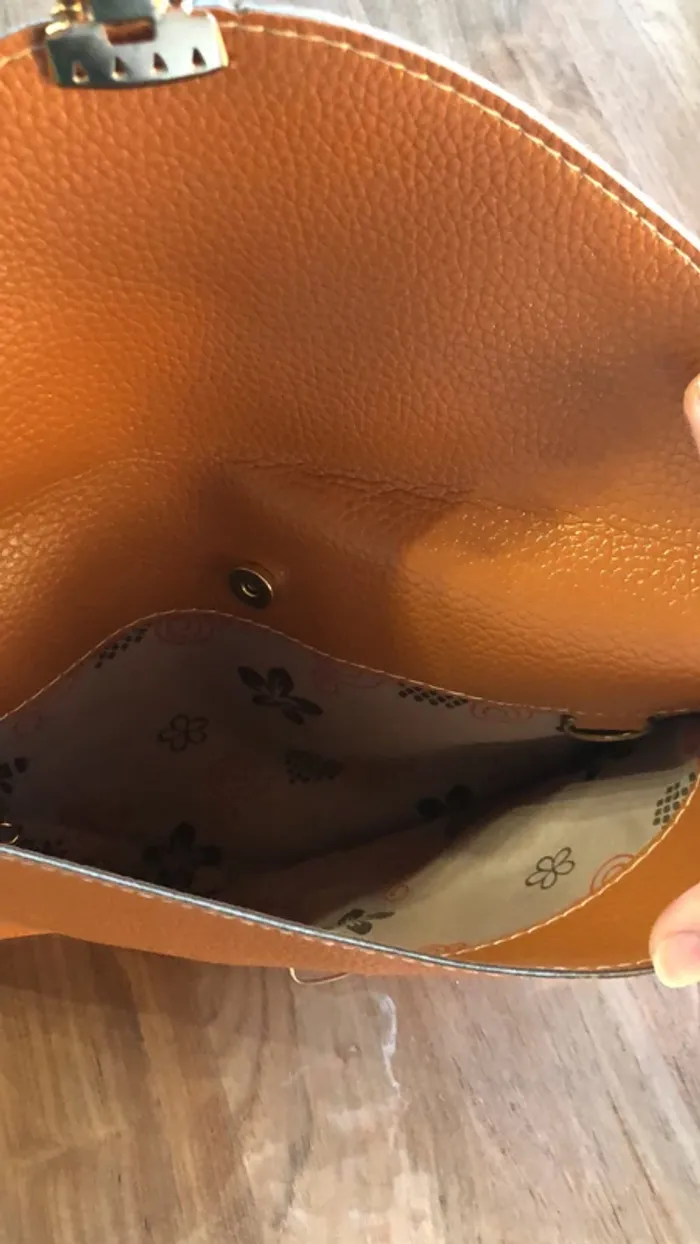 Pochette marron - photo numéro 3