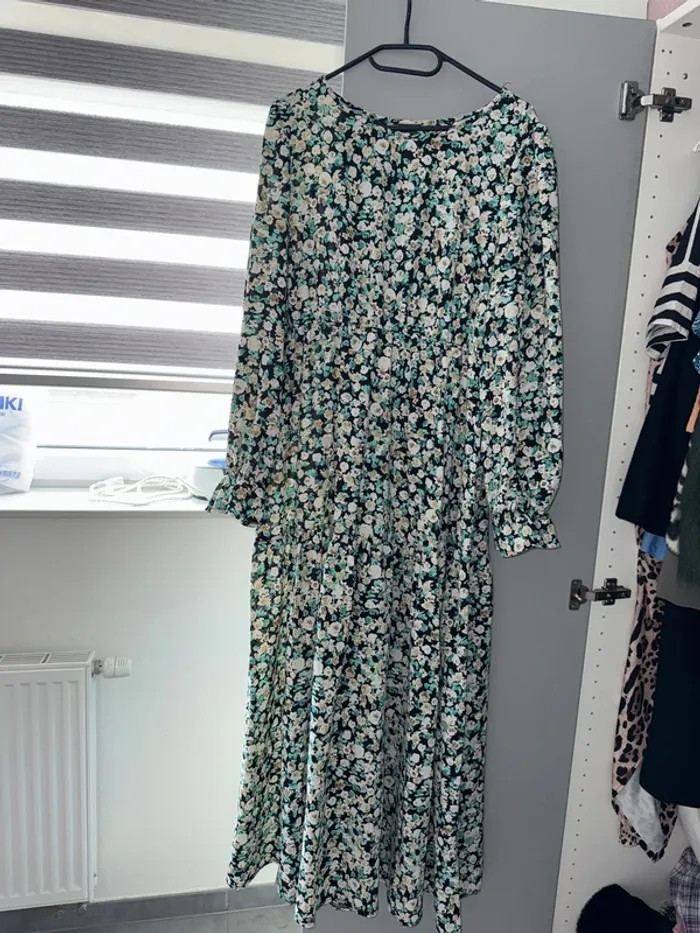 Robe fleurie taille 44